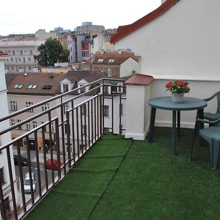 Hotel Mira Inn Prague Exterior photo
